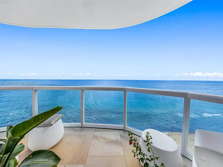 6365 Collins Ave #2301 — Photo 43