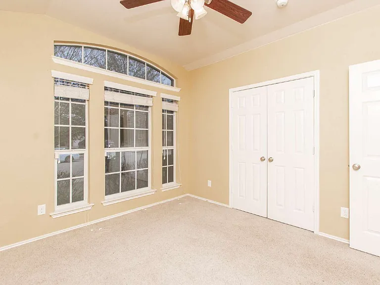 409 Rowdy Dr — Photo 20