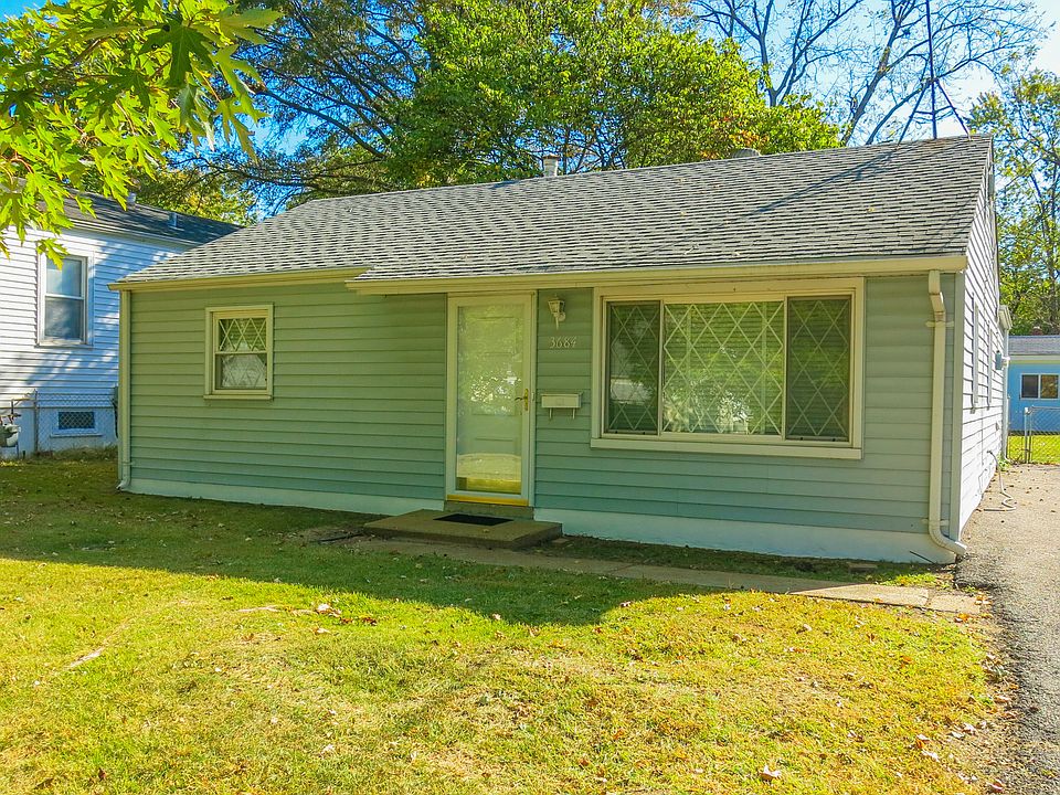 1st image of 3684 Dixie Dr