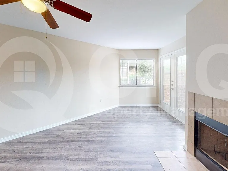 9837 Walnut St #103 — Photo 5