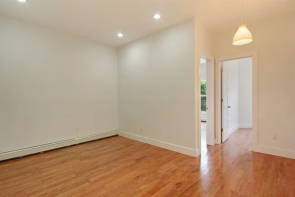Rented by Corcoran | media 22