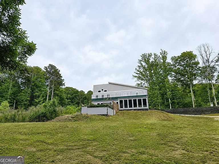 5589 River Rd #A — Photo 24