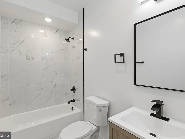 2505 N 11th St #1 — Photo 7