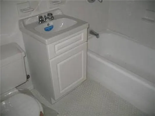 Rented by Cohen Smith Chang LLC | media 22