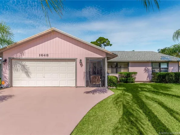 1648 SE Sandia Dr, Port Saint Lucie, FL 34983