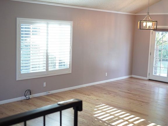 5th image of 1375 Winterwood Ln