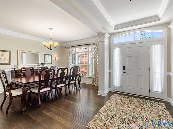 4th image of 3703 Rivertop Court Gln
