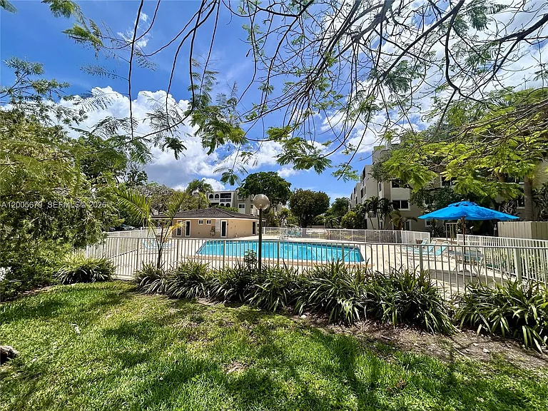 7740 Camino Real #G-404 — Photo 19