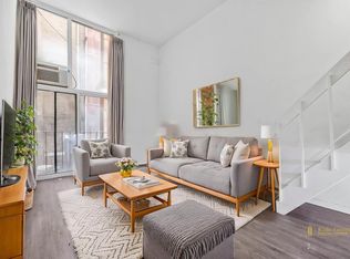 88 Fulton St #117, New York, NY 10038