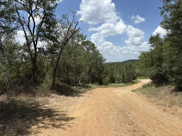 Honolulu Dr, Bastrop, TX 78602