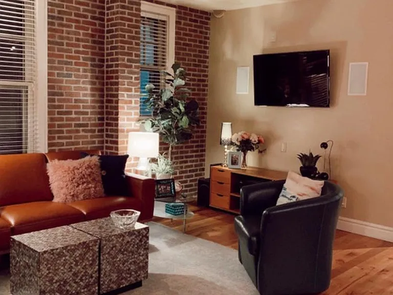 29 S State St #307 — Photo 3
