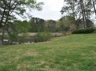 484 Sharp St, Virginia Beach, VA 23452
