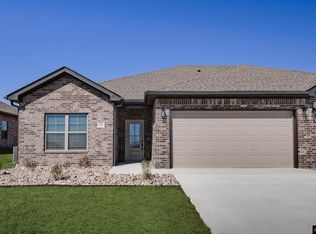 1053 Nottington St, Mountain Home, AR 72653