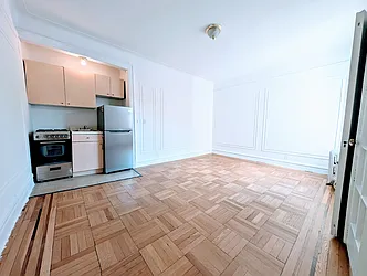 159 Eastern Parkway #6N in Prospect Heights, Brooklyn | StreetEasy