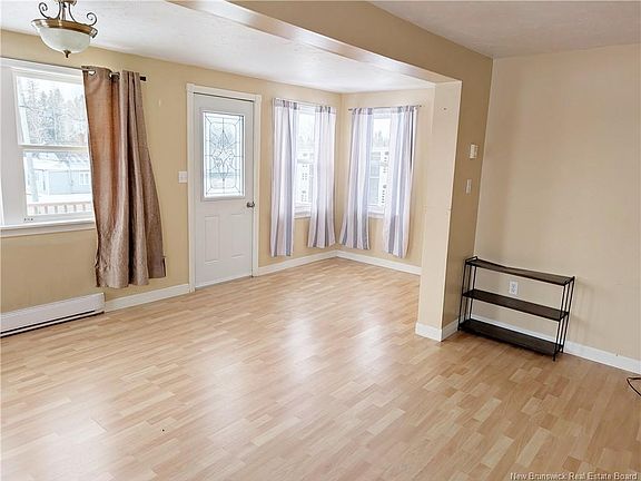 3rd image of 201 Fairfield Rd