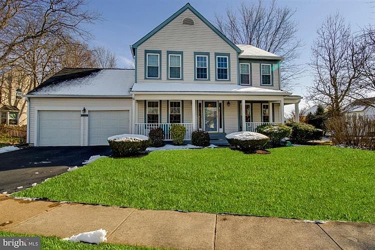 1st image of 13703 Southernwood Ct