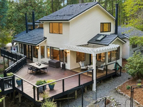 622 216th Avenue NE, Sammamish, WA 98074