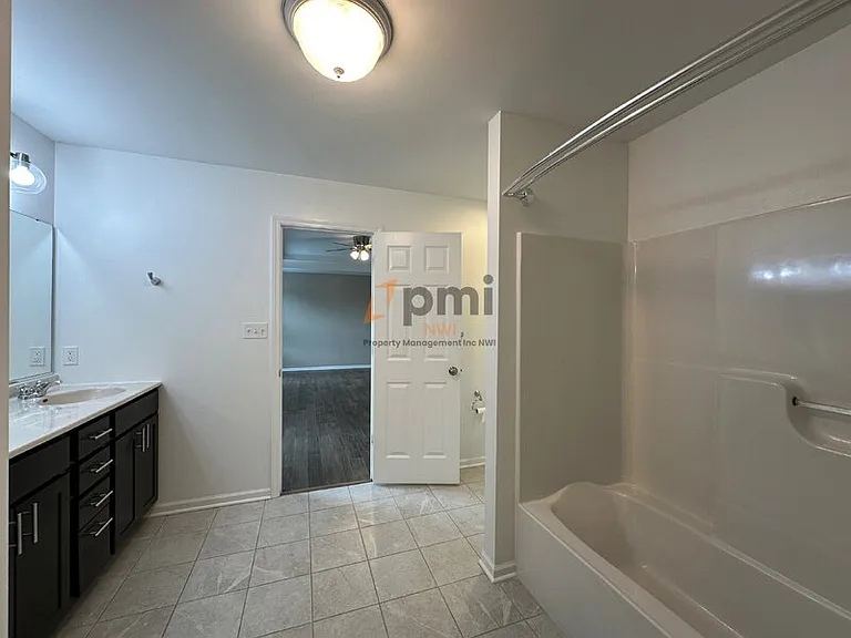 1864 Westridge Dr — Photo 19