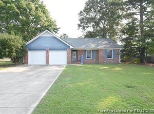 6801 Pin Oak Ln, Fayetteville, NC 28314