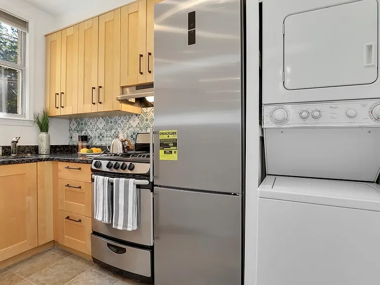 1828 Riggs Pl NW #5 — Photo 6