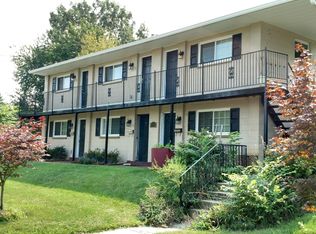 975 Mooberry St APT 4, Columbus, OH 43205