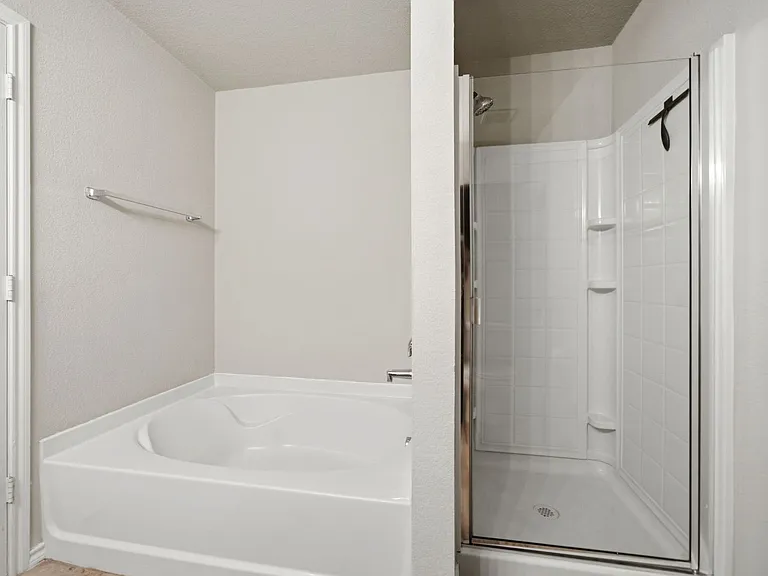 712 Preston Dr — Photo 27