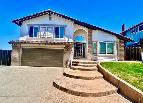 934 Meadowvale Ct Photo 1