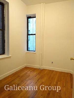 Rented by Lexington Real Estate Group | media 44