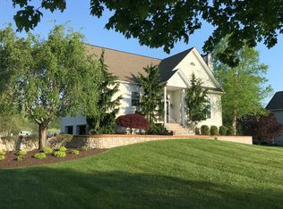 195 Robinson Ln, Wappingers Falls, NY 12590