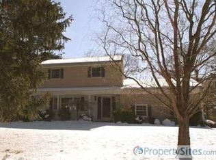 4 Cooper Ct, Stony Brook, NY 11790