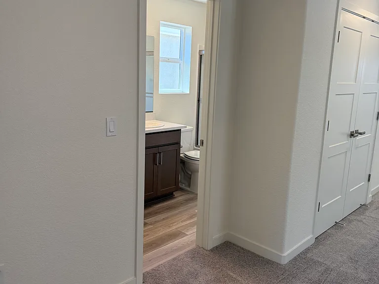 4533 Field View Dr — Photo 26