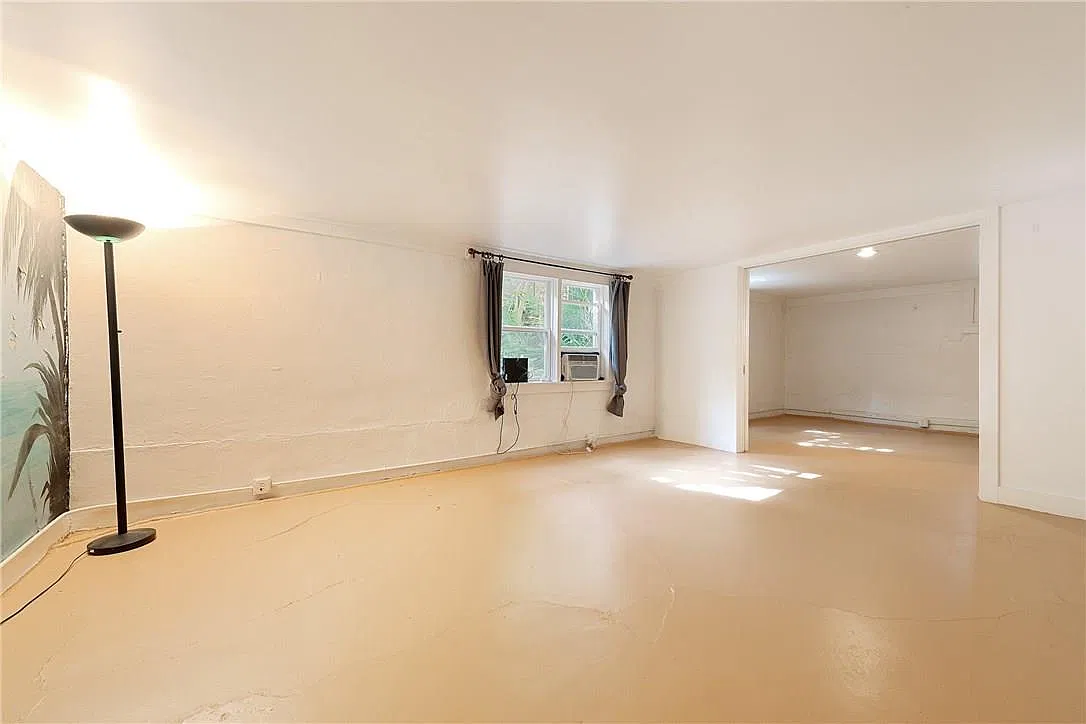 1 bed, 1.0 bath, 4898 sqft, $1,725 — Photo 3