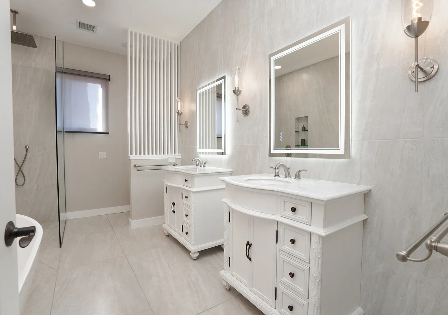 7 bed, 6414 sqft, $30,000 — Photo 4