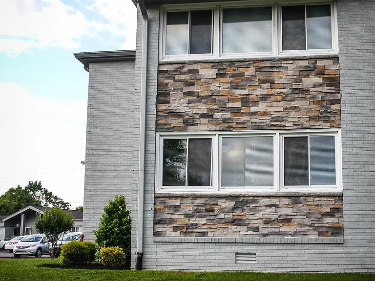 1900 Richard Jones Rd #2 — Photo 3