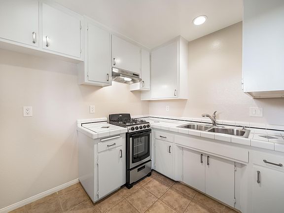 3rd image of 761 E Orange Grove Blvd APT 23