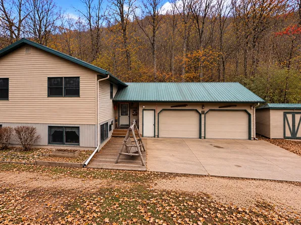 26850 Miner Valley Rd, Winona, MN 55987