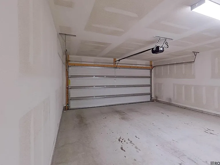 108 Santiago Ct — Photo 21