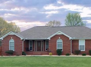 100 Nathan Dr, Owens X Rds, AL 35763