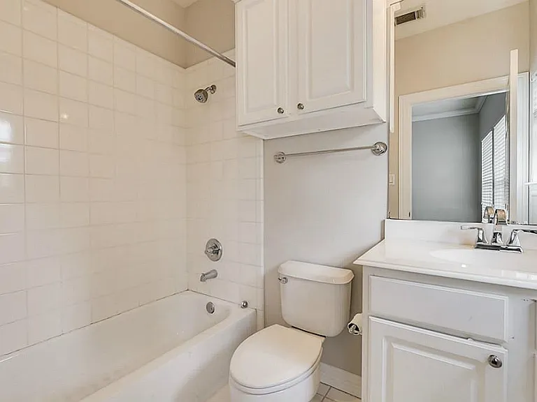 513 Leverkuhn St — Photo 21