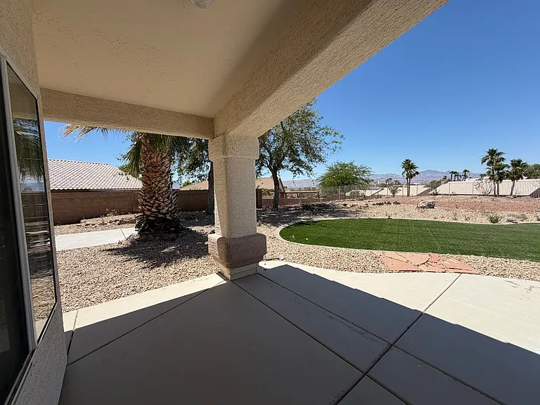 2581 Highland Trl — Photo 32