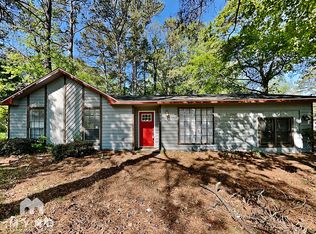 8275 Brittany Ln, Riverdale, GA 30274