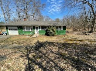 1248 Old Post Rd, New Paltz, NY 12561