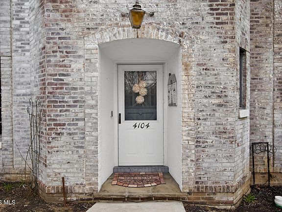 3rd image of 4104 Brookside Rd