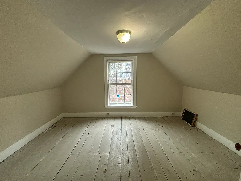 173 High St #15 — Photo 15