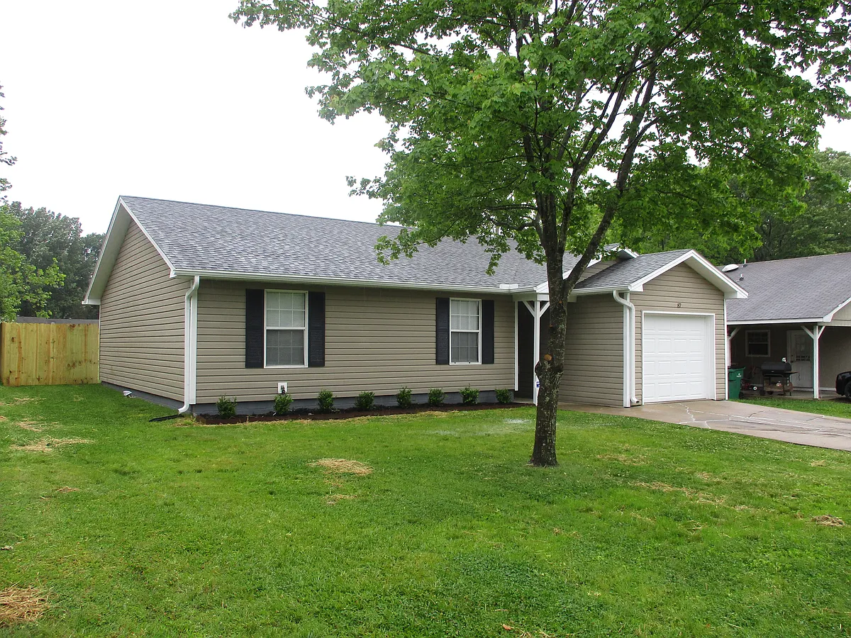 Building Photo - 87 Sycamore Cir