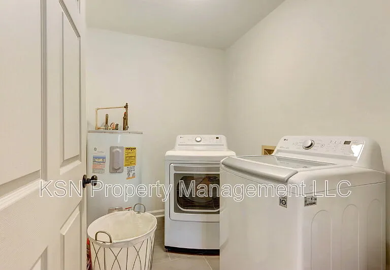 1804 Georgia Ave — Photo 15