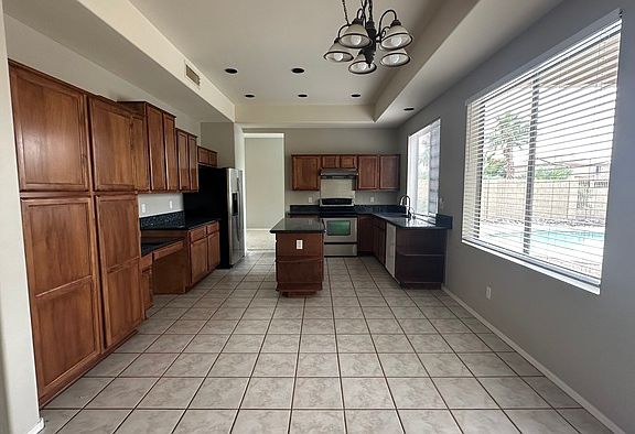 5th image of 16844 S 1st Dr