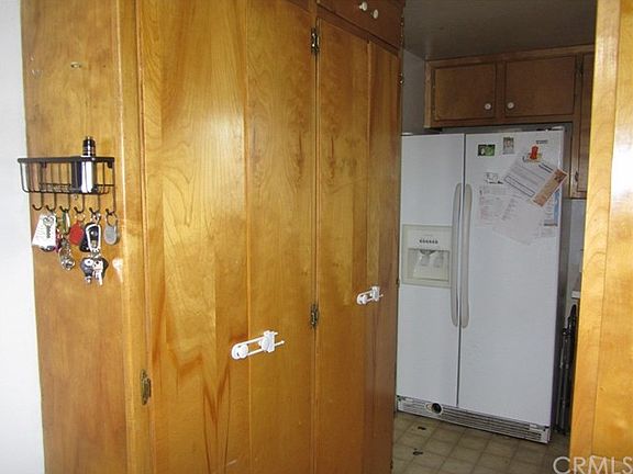 5th image of 6954 Rogers Ln