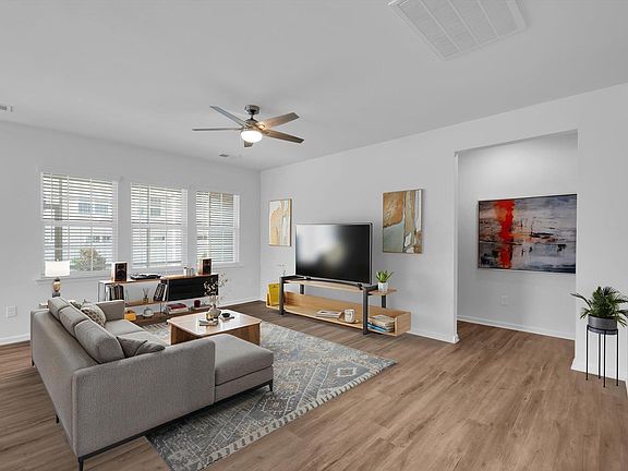 2nd image of 209 Grassy Creek Way