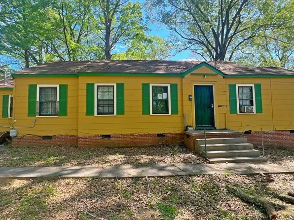 384 Hanging Moss Cir, Jackson, MS 39206